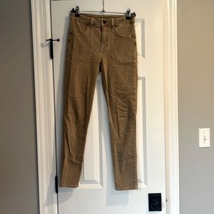 Stretchy high rise skinny jeans